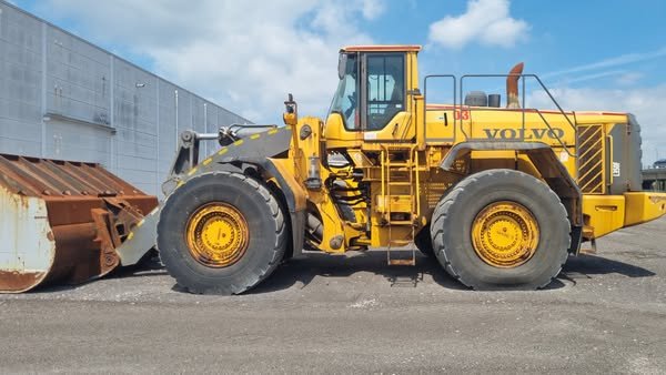 تركسات سورية للبيع, تركس فولفو L350F