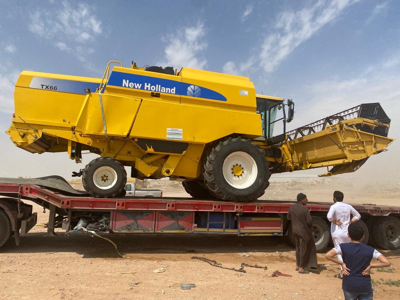 منصة للتجار لبيع الحصادات الزراعية في مصر, حصادة نيو هولاند للبيع في القاهرة , نوع تي اكس 65, بحالة ممتازة