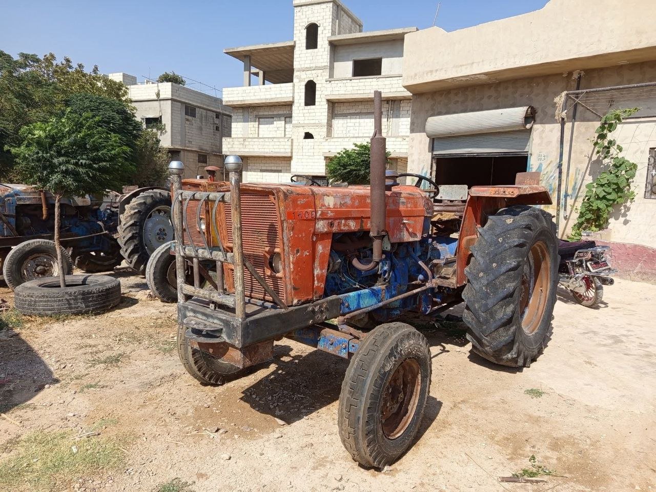 Farming Tractor for Sell in Egypt, Suez Tractor , Furat Tractor, phon number 00201127848848