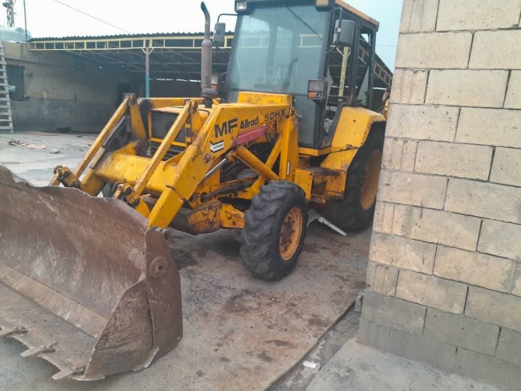 Loader Mf for Sell, Syria Loader , Model 81, Available in Damascus