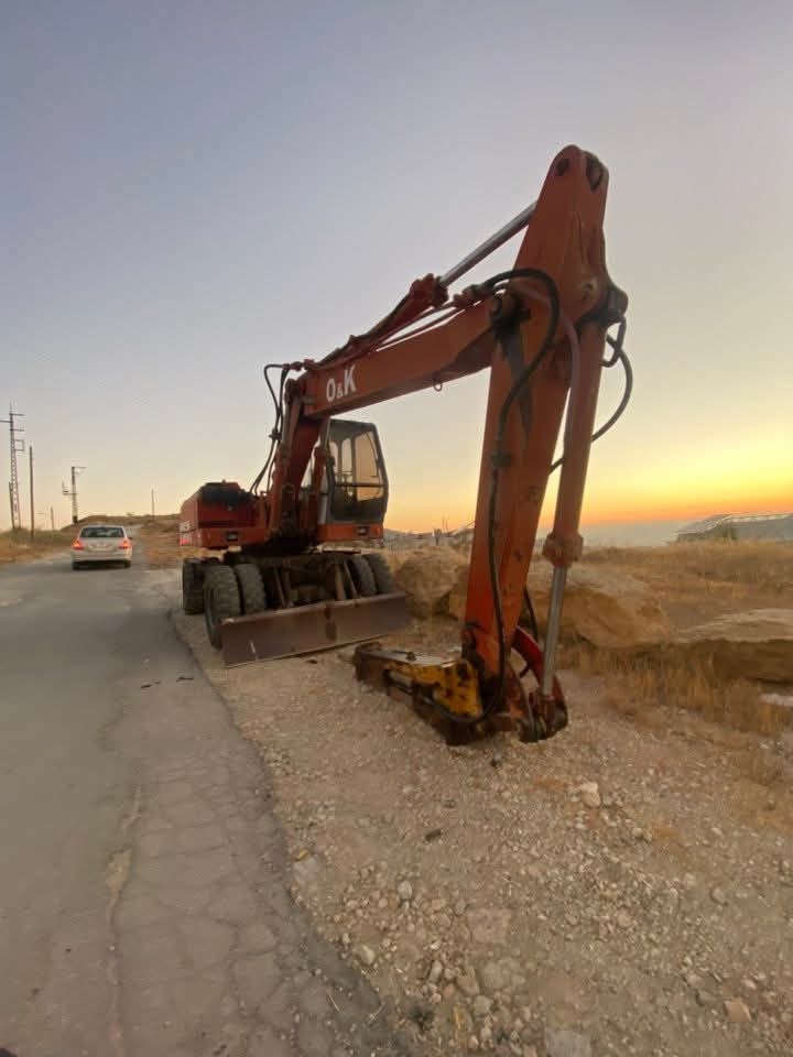 For sell harvester new Holland, TX65, Model 2000, Available in Egypt