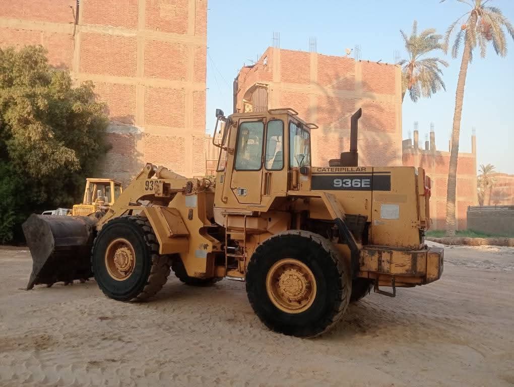 For sell harvester new Holland, TX65, Model 2000, Available in Egypt
