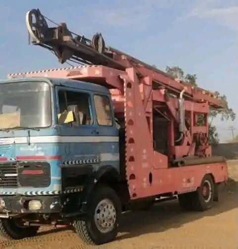 For sell harvester new Holland, TX65, Model 2000, Available in Egypt