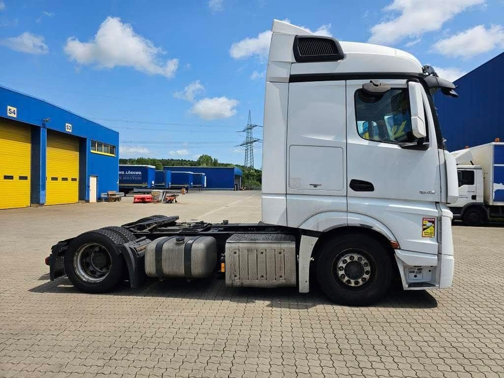 رأس سيارة شاحنة أكتروس 1843 موديل 2016 وارد أوروبي مجمرك بحالة ممتازة، تواجد الاسكندرية، سوق التريلات والشاحنات في مصر