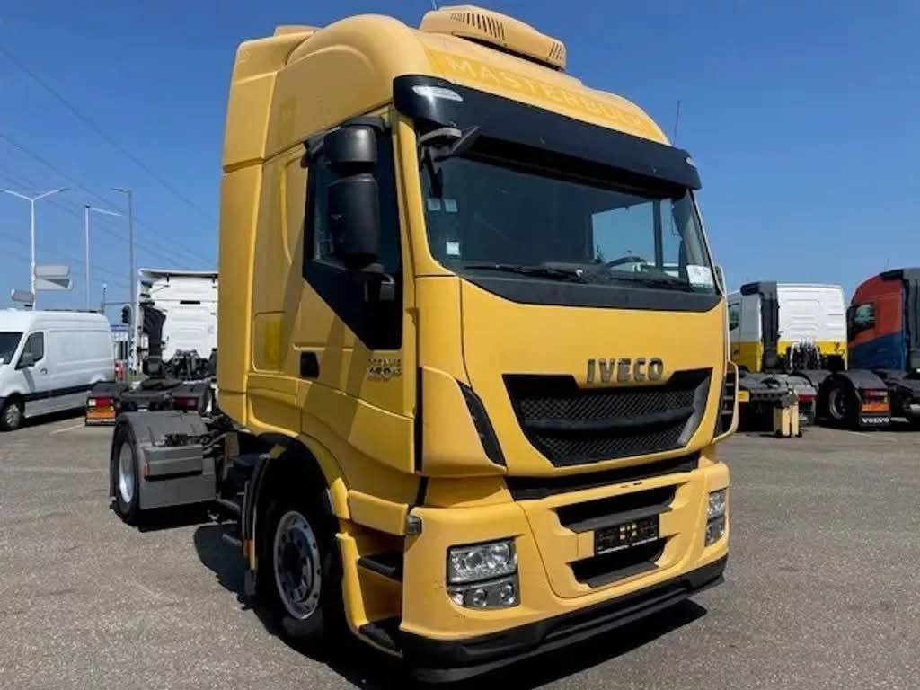 رأس سيارة شاحنة IVECO 460 موديل 2015، 702000 كم، وارد ألماني، تواجد الاسكندرية، سوق بيع الشاحنات في مصر