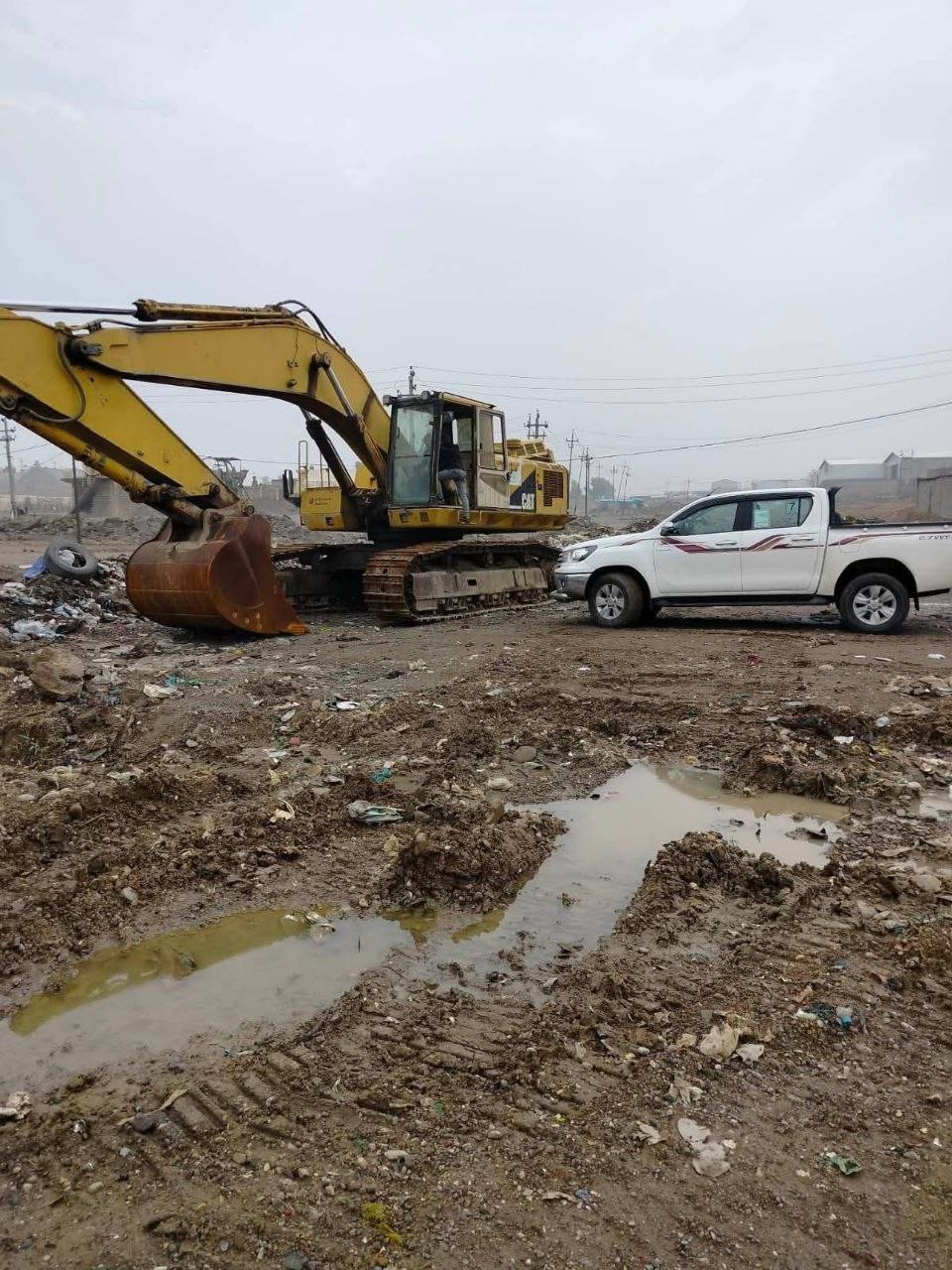 Caterpillar Excavator Size 350 Model 2002 Ready for Work, Location Cairo