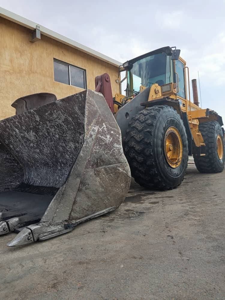 تركس فولفو 120 سي خالي الكسر فحص كامل مديل 1997 وارد أوروبي مجمرك , موجود الاسكندرية , سوق المعدات الثقيلة مصر