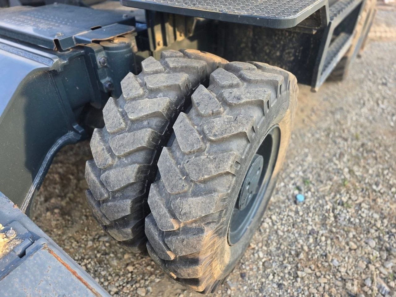 Hyundai HW210A Excavator, 2023 Model, Like New, Located in Alexandria, Affordable Excavator Sales