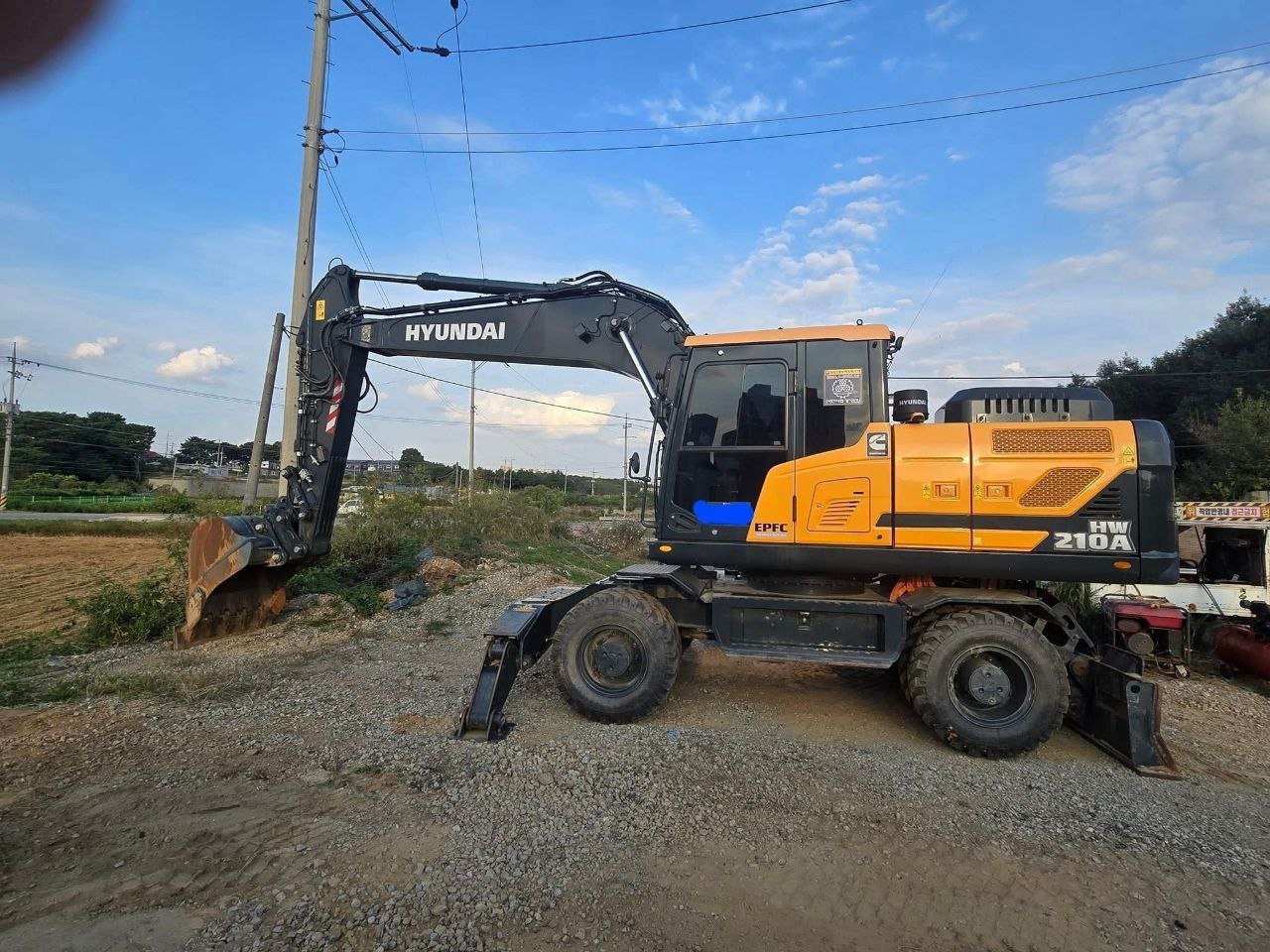 Hyundai HW210A Excavator, 2023 Model, Like New, Located in Alexandria, Affordable Excavator Sales