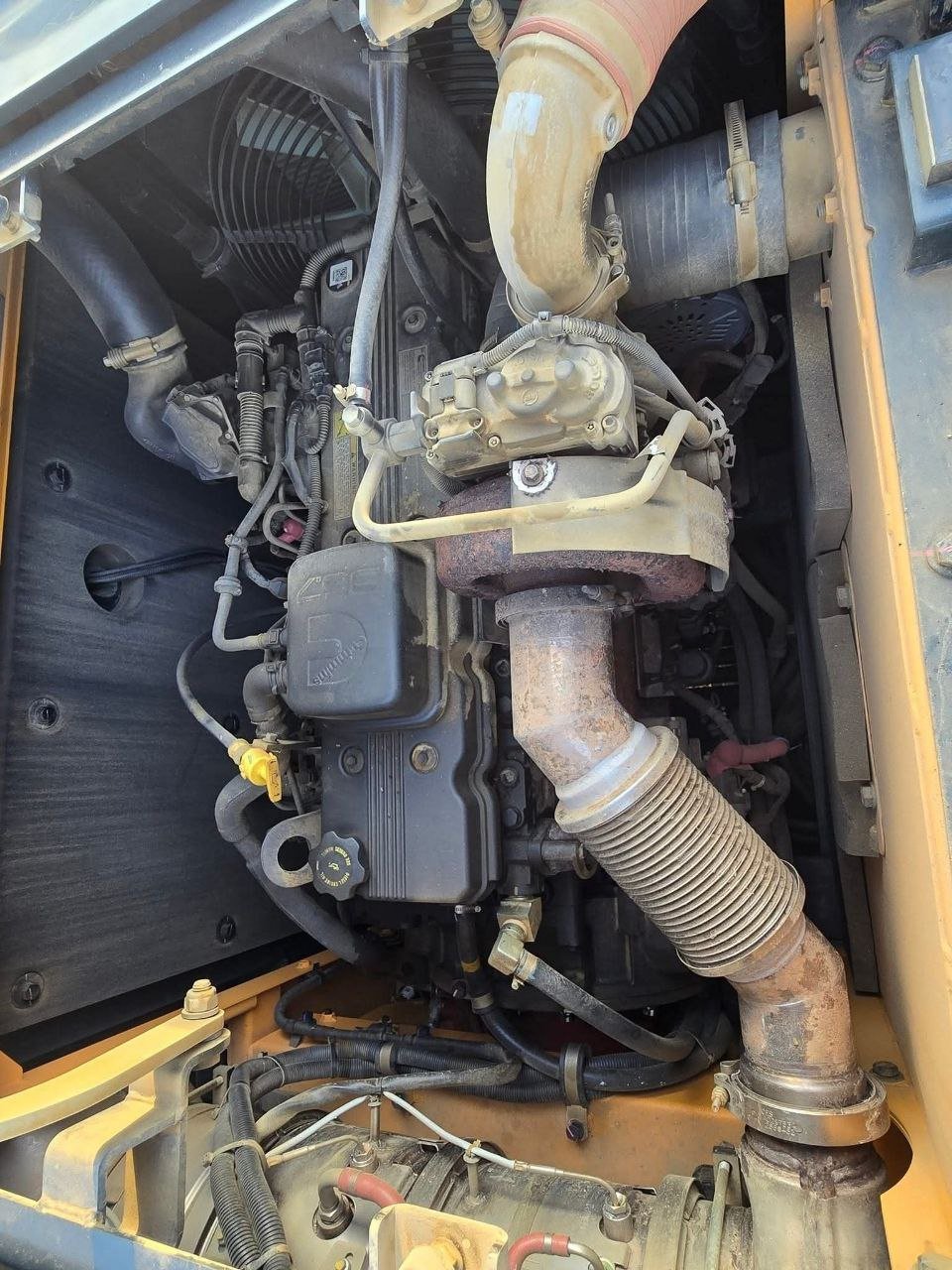 Hyundai HW210A Excavator, 2023 Model, Like New, Located in Alexandria, Affordable Excavator Sales