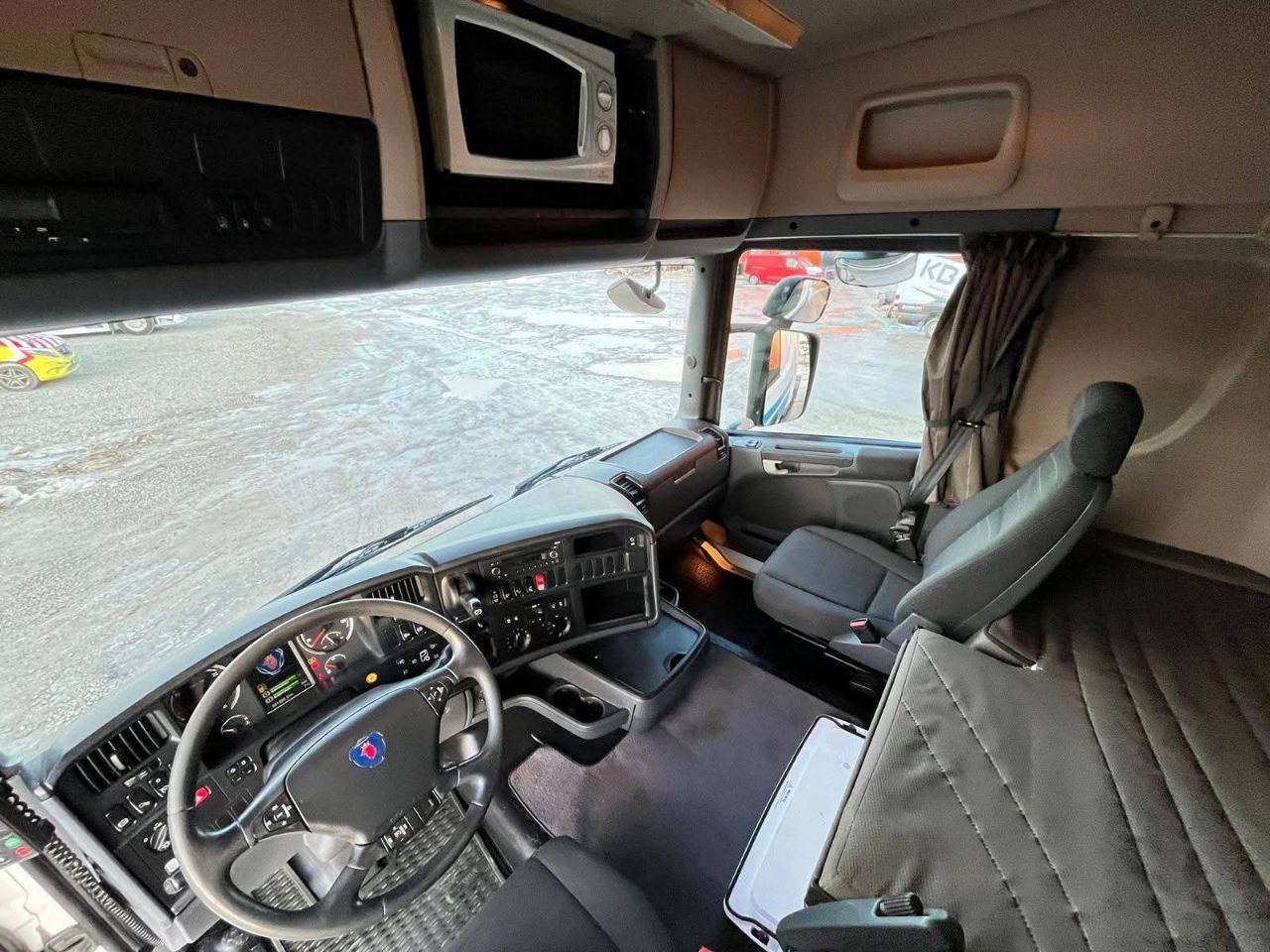 Scania FH500 Truck Head Swedish Import Model 2016, Located in Aswan, Heavy Transport Trucks for Sale in Installments Egypt