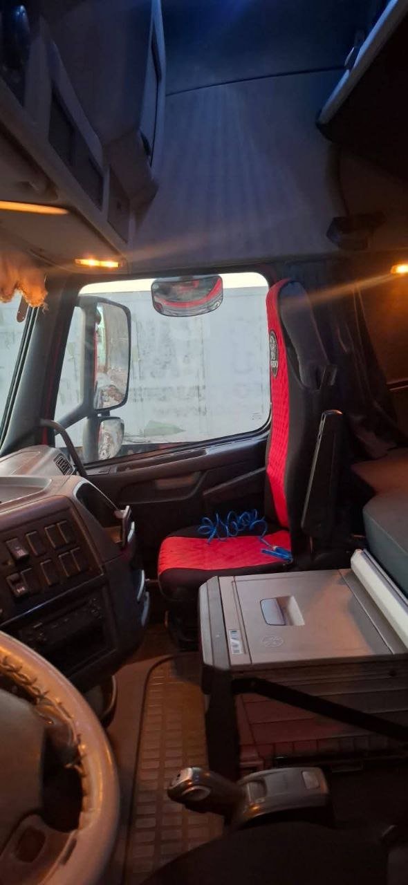 Volvo Trailer for Sale in Egypt, 2016 Volvo 450 European Imported and Cleared Trailer, Located in Cairo, Heavy Equipment Prices