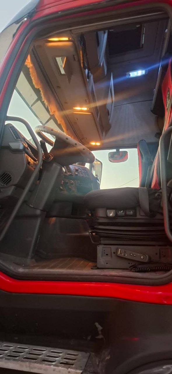 Volvo Trailer for Sale in Egypt, 2016 Volvo 450 European Imported and Cleared Trailer, Located in Cairo, Heavy Equipment Prices