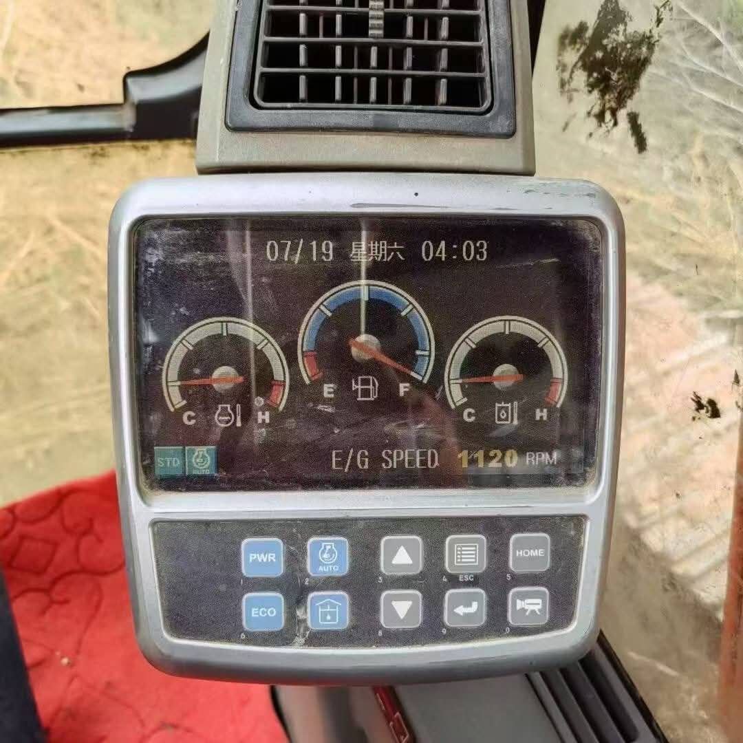 Doosan Excavator for Sale in Cairo, 1999 Doosan 150 Excavator, Located in Cairo, Heavy Equipment Prices