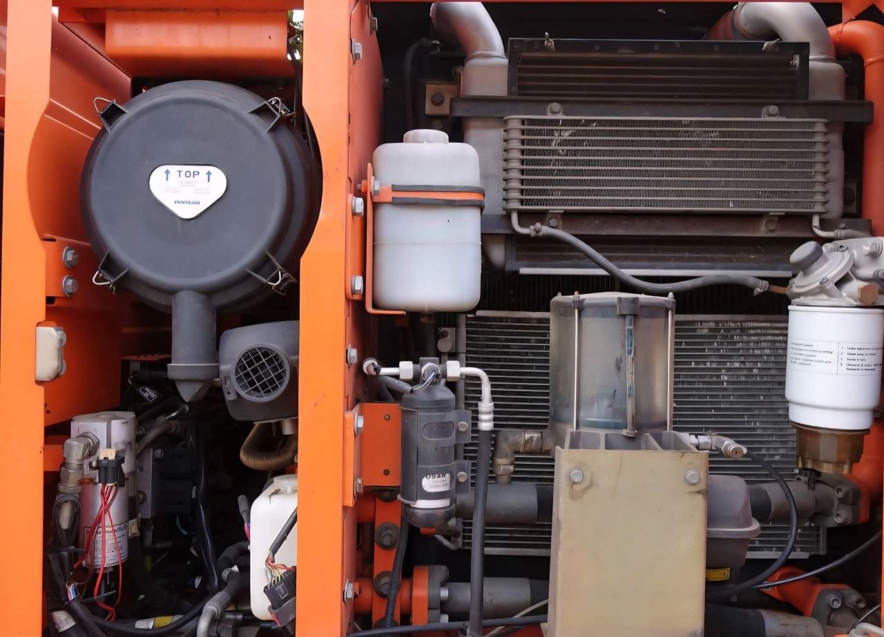 Doosan Excavator for Sale in Cairo, Doosan DX140W Wheel Excavator 2015 European Imported and Cleared, Located in Cairo