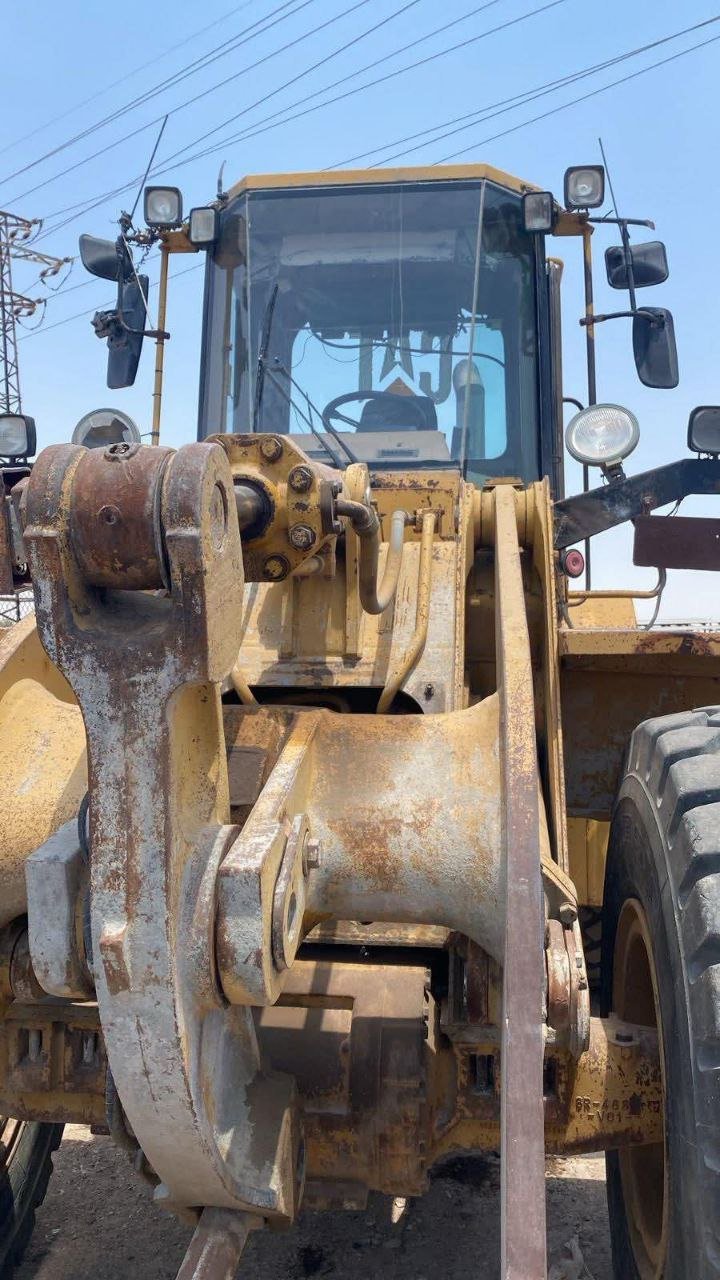 Caterpillar Loader for Sale in Cairo, Caterpillar 950F Loader 1995 Model, Located in Cairo, Heavy Equipment Market at Best Prices