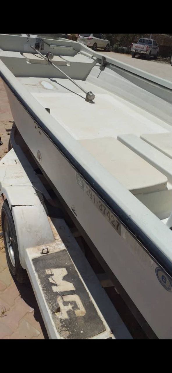 Suzuki Boat for Sale in Alexandria, Suzuki Boat Model 70 Year 2006 Located in Alexandria, Heavy Equipment Market Egypt