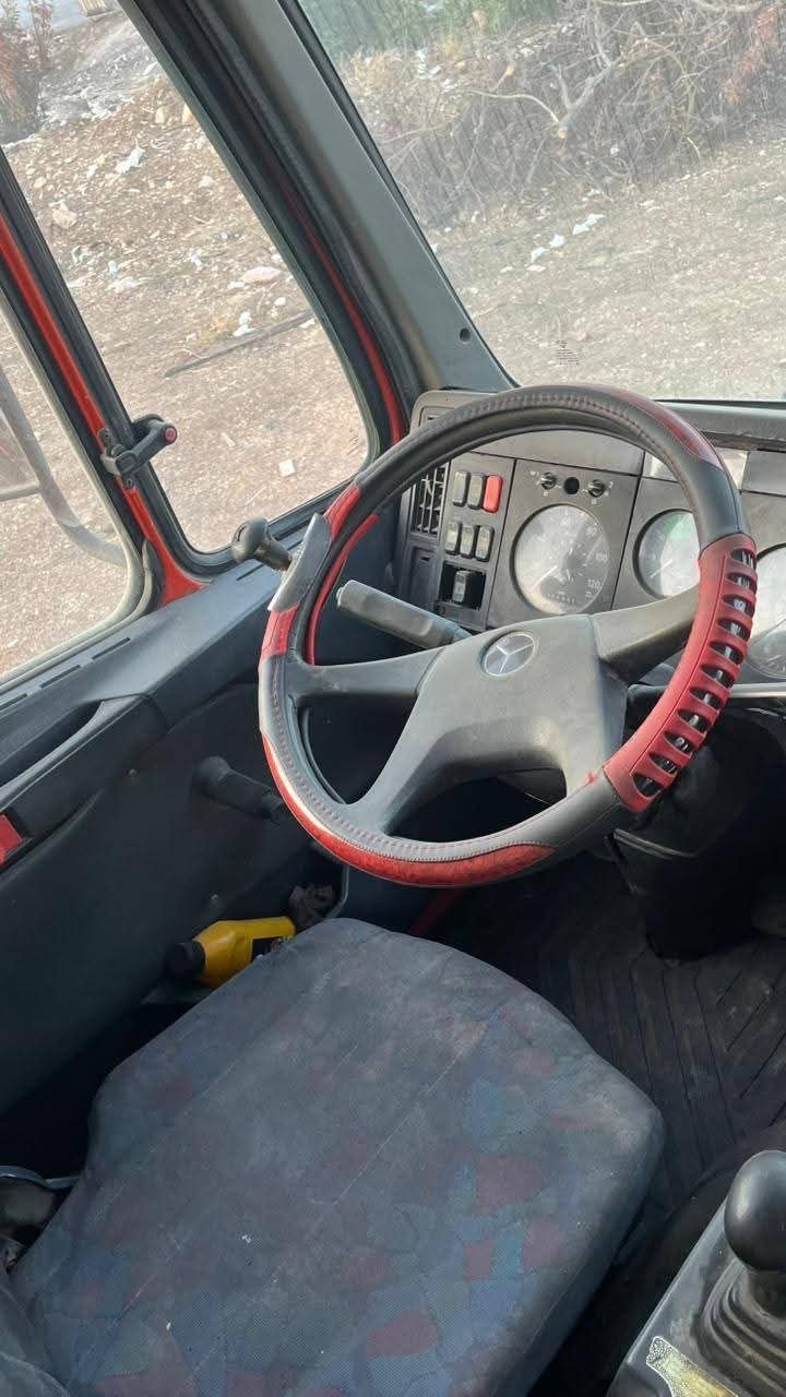 Mercedes Crane for Sale in Damanhour, Mercedes Winch 2683 Model 1980 Located in Damanhour, Cranes for Sale Egypt