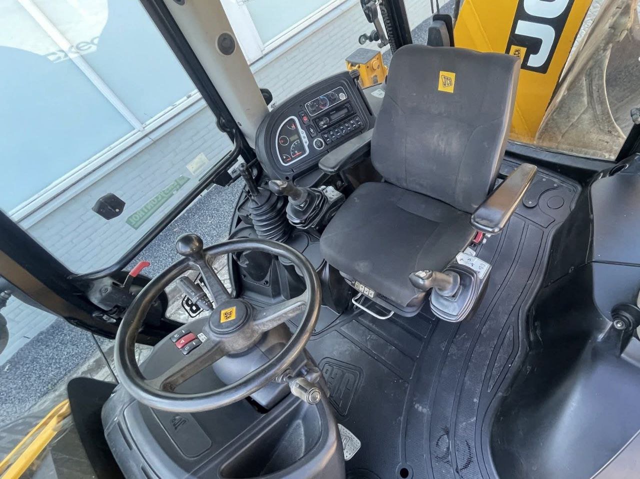 JCB Loader for Sale in Mansoura, JCB 4CX Loader Model 2015 Located in Mansoura, Heavy Equipment Market Egypt