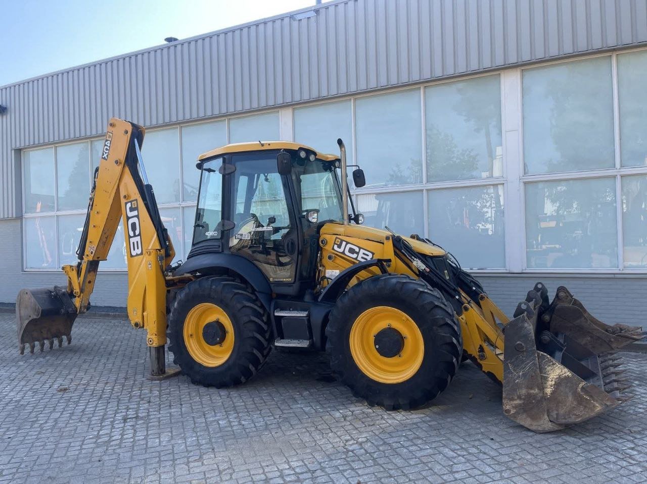 JCB Loader for Sale in Mansoura, JCB 4CX Loader Model 2015 Located in Mansoura, Heavy Equipment Market Egypt