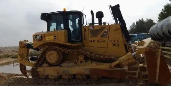 Bulldozer Caterpillar D8 for sell in Egypt, Ready for exporting to Egypt from Saudi Arabia, Al Zahid Agent in Saudi Arabia, New Bulldozer