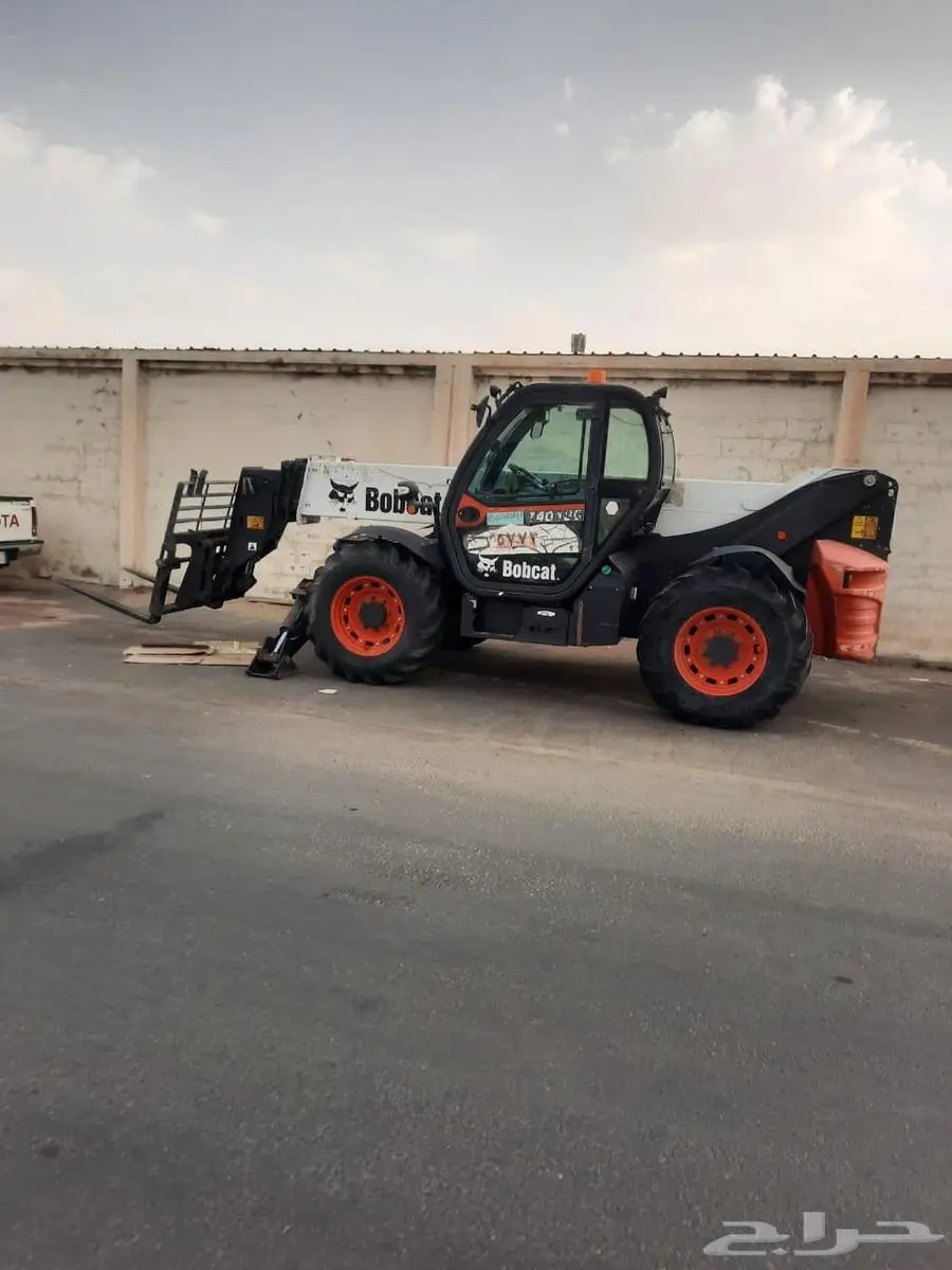 Telescopic Crane for Sale in Alexandria, Telescopic Crane Model 2016 Located in Alexandria, Heavy Equipment Market Egypt