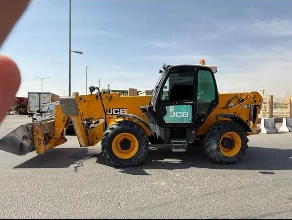 للبيع رافعة تلسكوبية جي سي بي في أسوان, تيليهاندر جي سي بي موديل 2017 تواجد أسوان, سوق المعدات الثقيلة في مصر