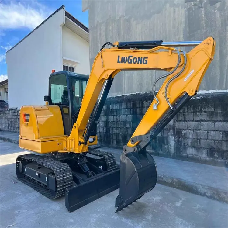 Chinese Equipment Agency in Egypt, Excavator 906F Model 2024 Located in Mansoura, Heavy Equipment Market Egypt