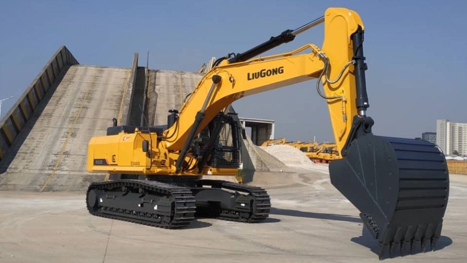 Chinese Equipment Agency in Egypt, Excavator 952E Model 2024 Located in Cairo, Heavy Equipment Market Egypt