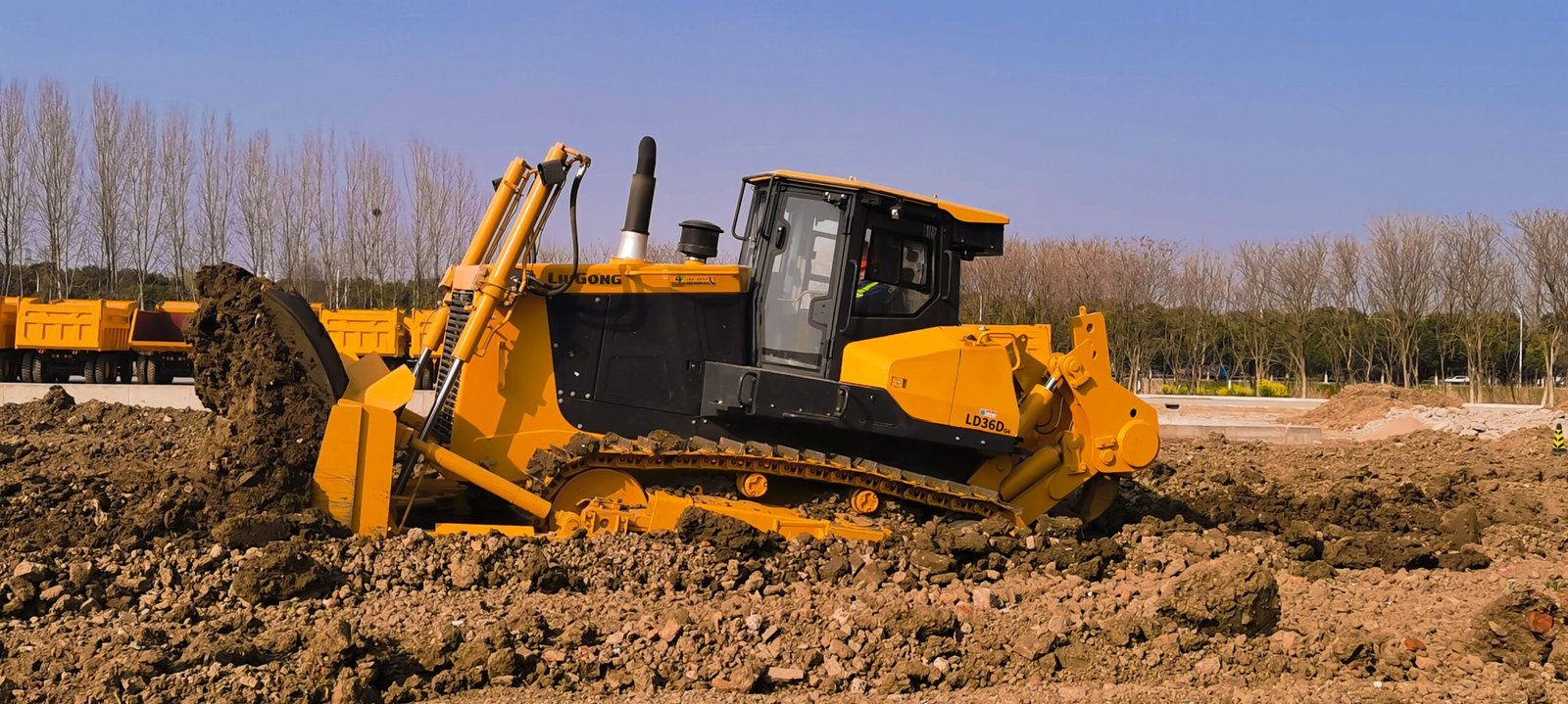 Chinese Equipment Agency in Egypt, LiuGong Bulldozer Model LD36D 2019 Located in Mansoura, Heavy Equipment Market Egypt