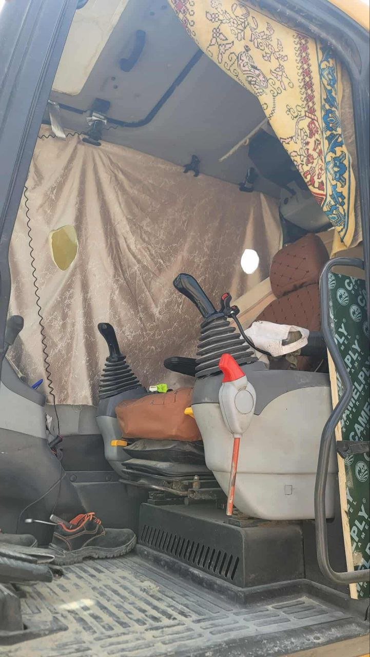 Komatsu Excavator for Sale in Mansoura, Komatsu Model 2016 Located in Mansoura, Heavy Equipment Market Egypt