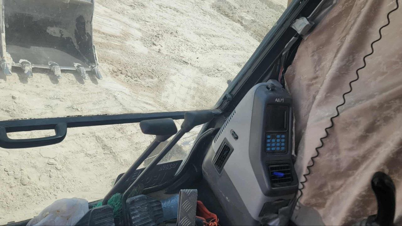 Komatsu Excavator for Sale in Mansoura, Komatsu Model 2016 Located in Mansoura, Heavy Equipment Market Egypt