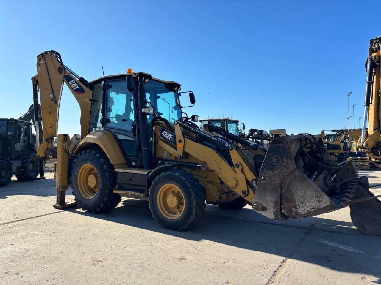 CAT Backhoe Loader for Sale in Tanta, 2015 CAT 432F2, Located in Tanta, Best Deals on Heavy Loaders and Equipment