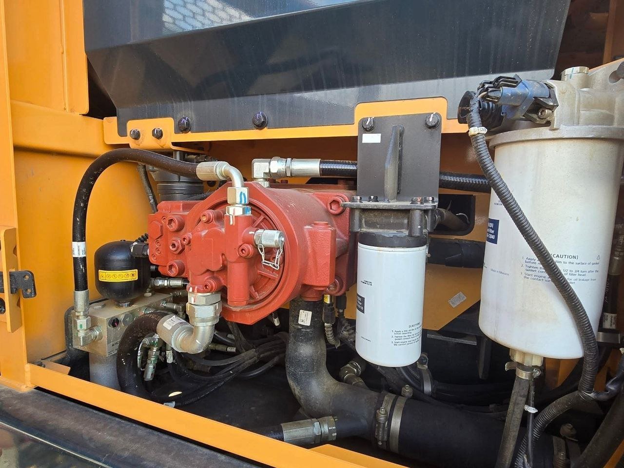 Doosan Excavator for Sale in Cairo, 2016 Doosan DX190W-5 in Excellent Condition, Located in Cairo, Special Deals on Excavators and Heavy Equipment