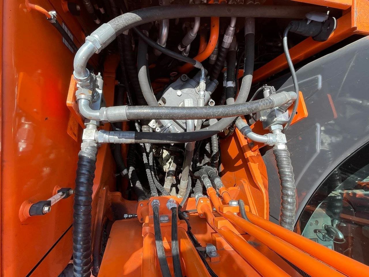 Doosan Excavator for Sale in Cairo, 2015 Doosan DX190W Wheeled Excavator in Excellent Condition, Located in Cairo, Best Deals on Excavators and Heavy Equipment