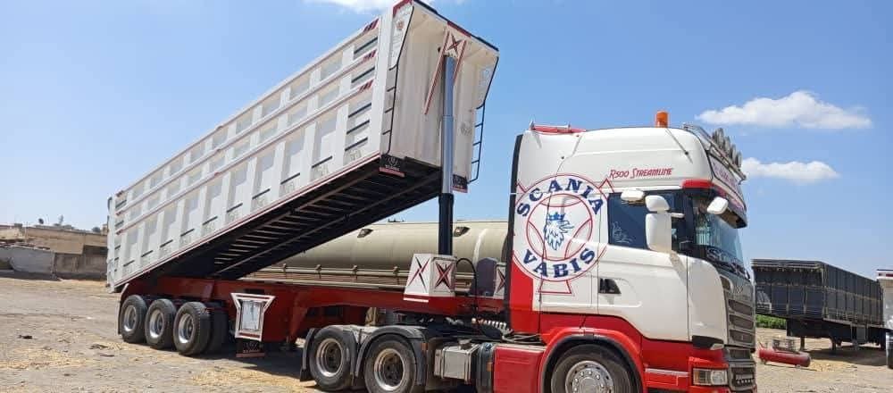 Dump Trailer for Sale in Egypt, Mercedes 9.5m 2018 Model in Excellent Condition, Located in Alexandria, Best Heavy Equipment Deals