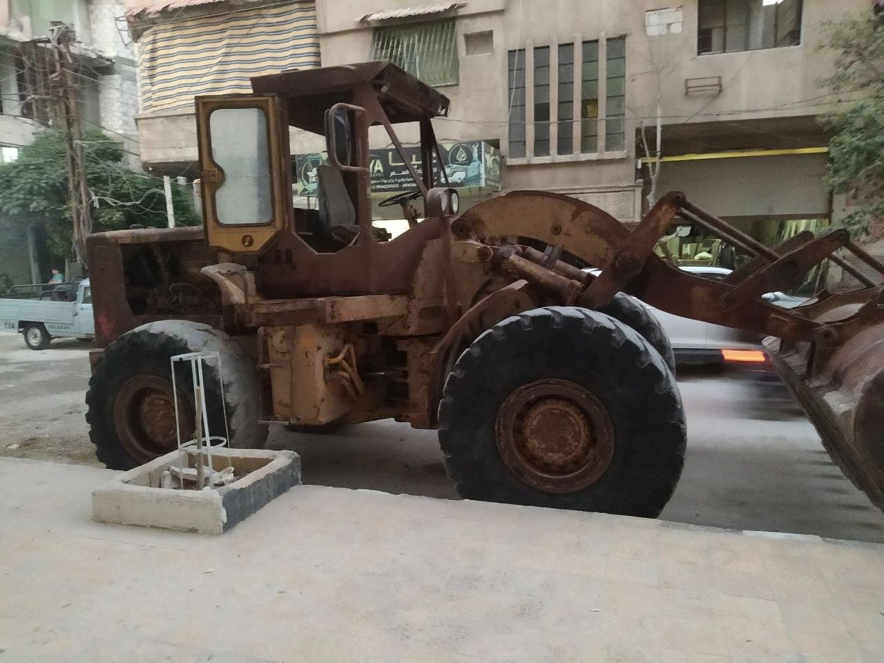 Wheel Loaders for Sale in Egypt, Caterpillar 966S Loader 1974 Model in Good Condition, Located in Luxor, Best Heavy Equipment Deals