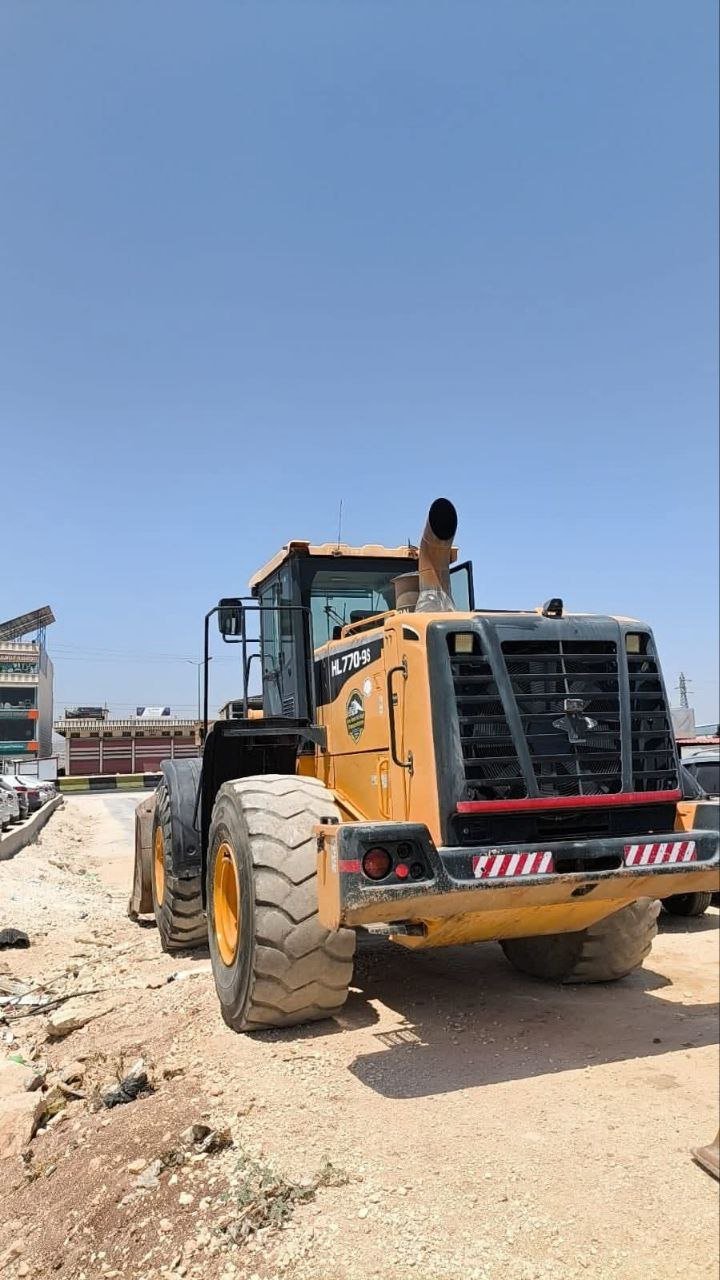 Wheel Loaders for Sale in Egypt, Hyundai 770 Loader 2018 Model in Excellent Condition, Located in Giza, Best Heavy Equipment Deals