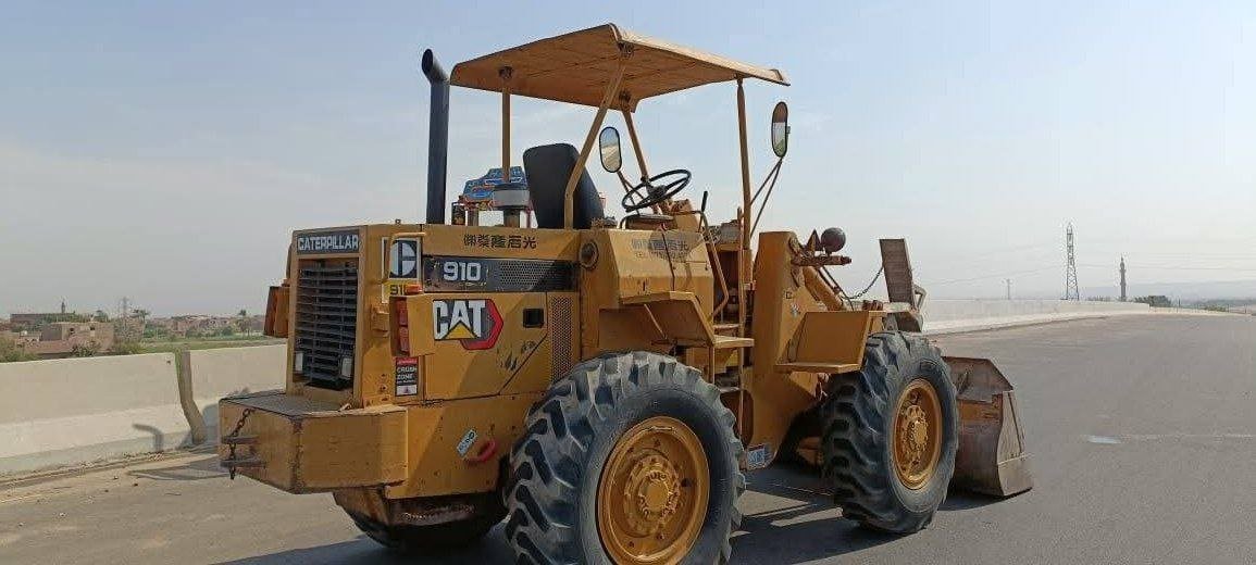 للبيع تركس كاتربلر 910 سوبر موديل 1989 وارد ياباني، متواجد في القاهرة. يتميز اللودر بقدرة عالية على التحميل والتحمل في مختلف الأعمال، ويُعرف بجودته وقوة أدائه حتى مع الاستخدام المكثف.