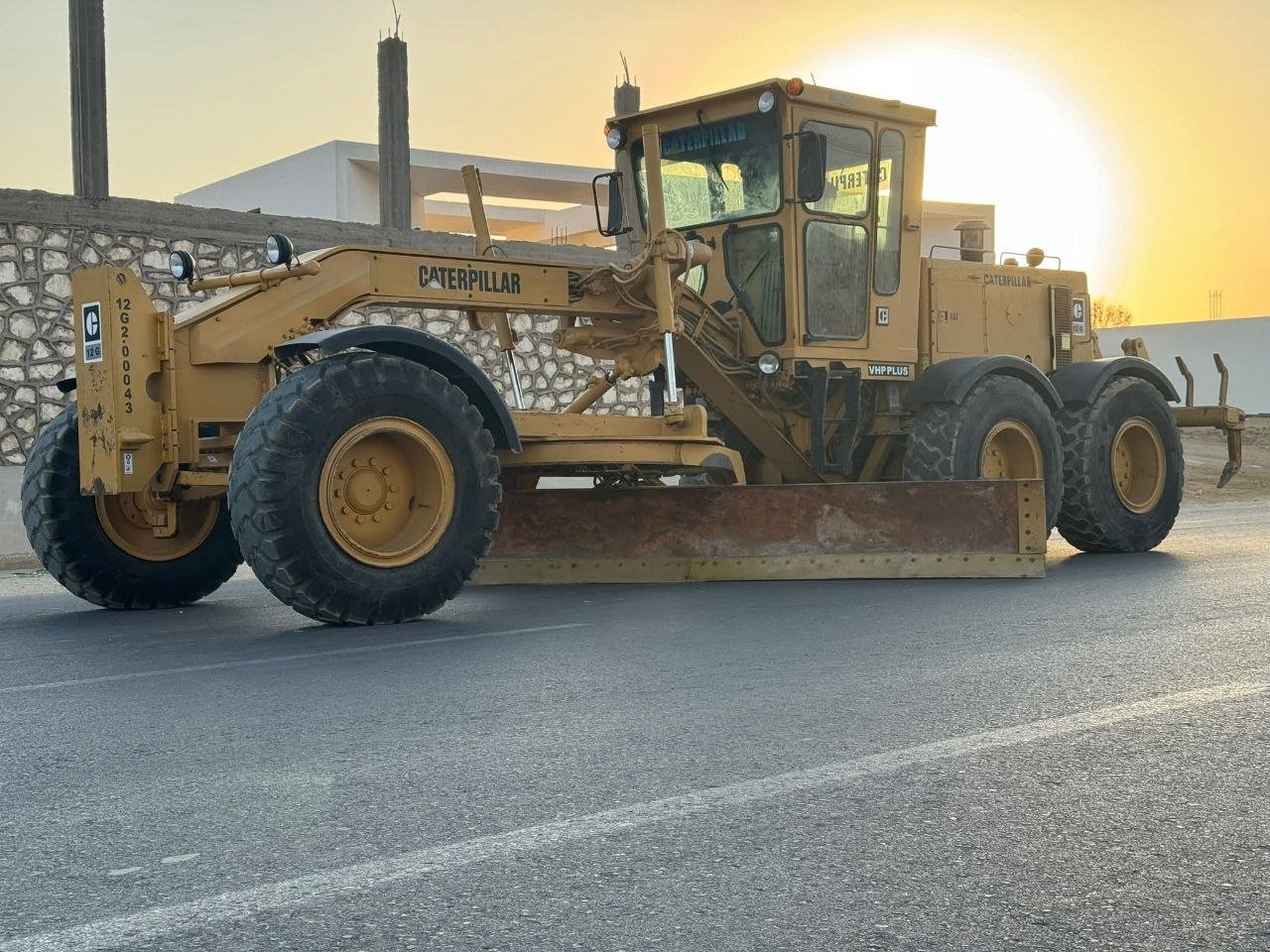 Caterpillar Grader for Sale in Egypt, CATERPILLAR 140G 1995 Model in Excellent Condition, Located in Cairo, Heavy Equipment Deals