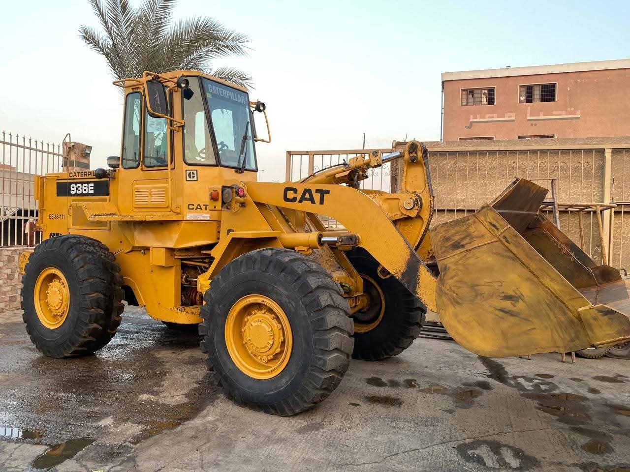 Caterpillar loader for sale in Egypt, Caterpillar 936 - E model 1988 located in Alexandria, the best site for selling heavy equipment in Egypt.