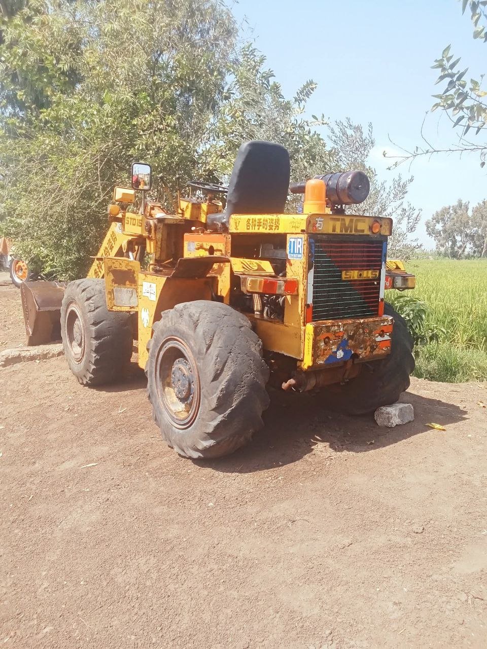 TCM loader for sale in Egypt, TCM 15 model 2002 located in Giza, the best site for selling heavy equipment in Egypt.
