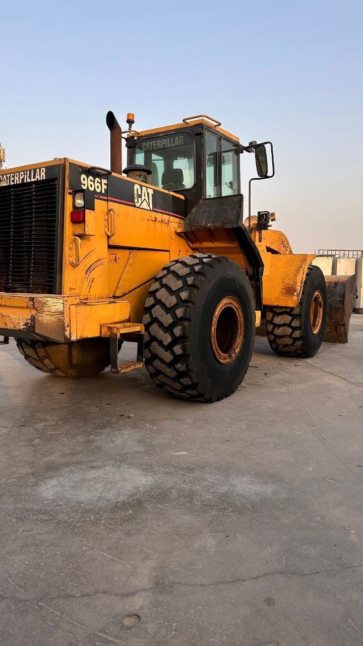 Caterpillar loader for sale in Egypt, Caterpillar 966F model 2002 located in Giza, the best site for selling heavy equipment in Egypt.