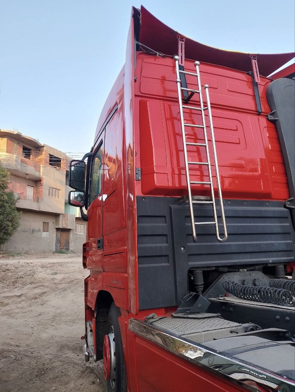 Mercedes truck for sale in Egypt, Mercedes 1844 model 2016 located in Alexandria, the best site for selling heavy equipment in Egypt.