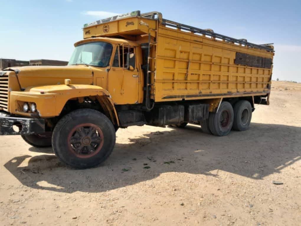 تريلا مرسيدس للبيع في مصر، مرسيدس 340 موديل 1990 تواجد اسكندرية، افضل موقع لبيع المعدات الثقيلة في مصر