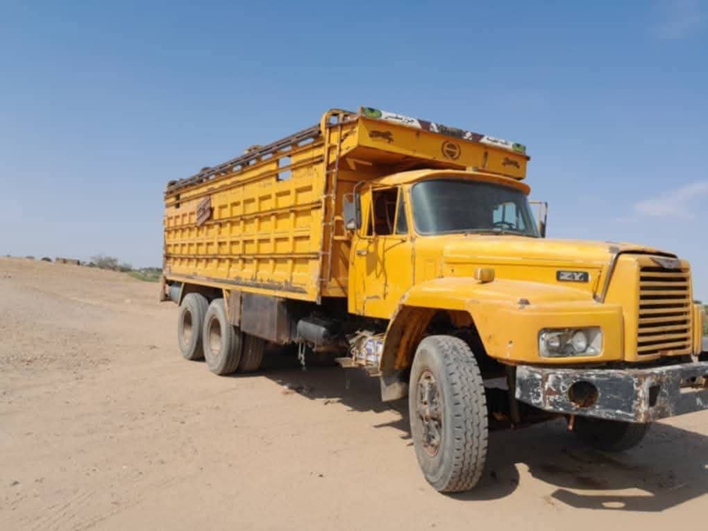 تريلا مرسيدس للبيع في مصر، مرسيدس 340 موديل 1990 تواجد اسكندرية، افضل موقع لبيع المعدات الثقيلة في مصر