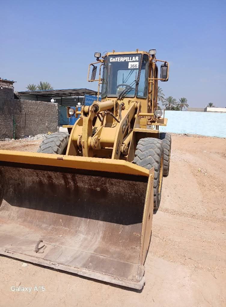 Caterpillar loader for sale in Egypt, Caterpillar 926E, 1990 model, located in Giza. The best site for selling heavy equipment in Egypt.