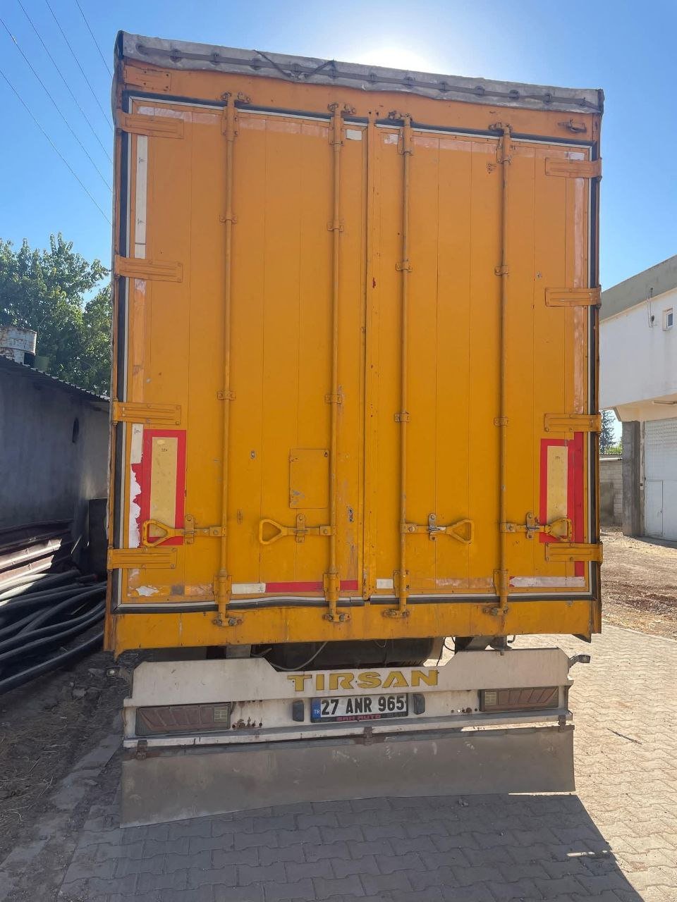 تريلا مرسيدس للبيع في مصر، مرسيدس 130 موديل 2012 تواجد اسكندرية، افضل موقع لبيع المعدات الثقيلة في مصر