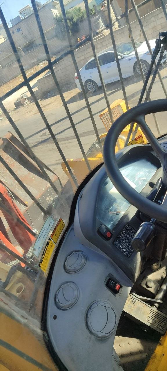 Volvo loader for sale in Egypt, Volvo 120 model 2008 located in Mansoura, the best site for selling heavy equipment in Egypt