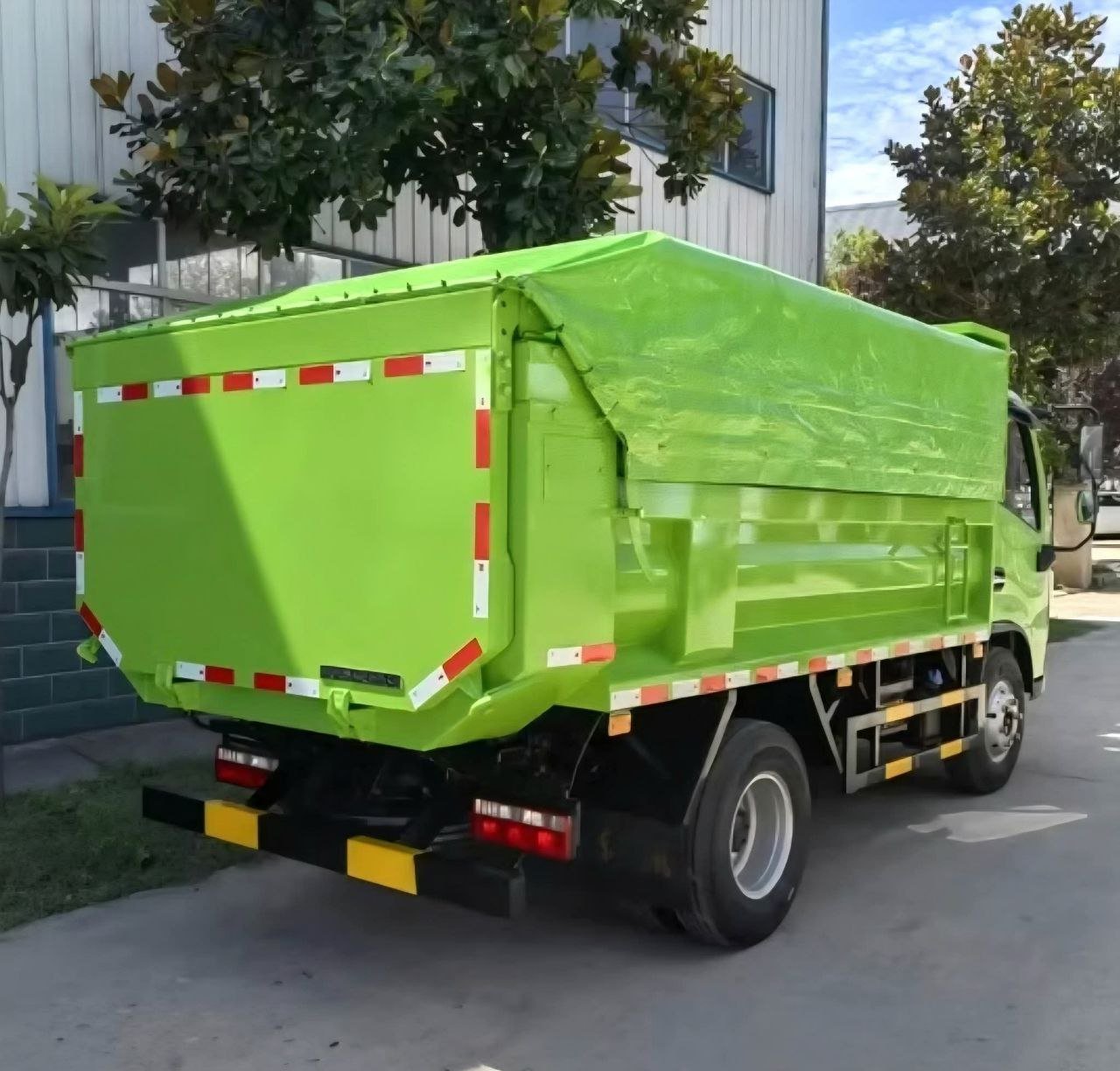 شاحنة Dongfeng للبيع في مصر، Dongfeng 160 موديل 2010 تواجد الجيزة، افضل موقع لبيع المعدات الثقيلة في مصر